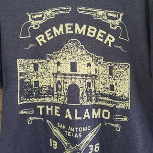 "Remember the Alamo" Grey Tshirt Size: Large